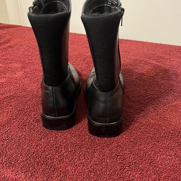 Anna Klein, black leather boots, zipper on the side, square toes - Picture 3 of 3